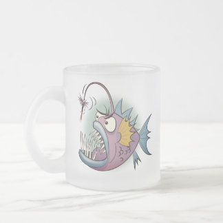 Tasse givrée de poissons de pêcheur à la ligne
