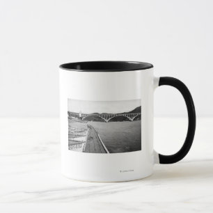 Tasse Gold Beach, Oregon Docks et Bridge sur Rogue