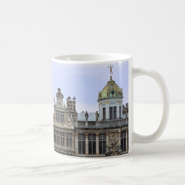 Tasse grande d'endroit de Bruxelles (Droite)