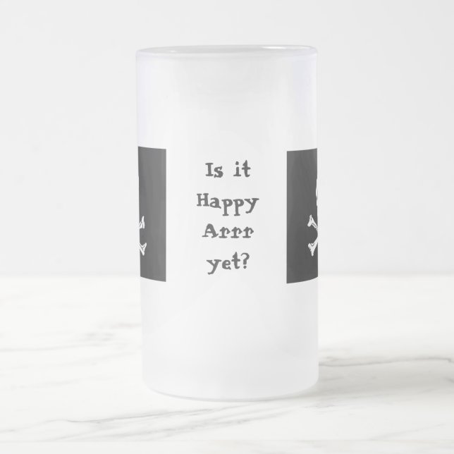 Tasse grande heureuse d'Arrr de pirate (Centre)