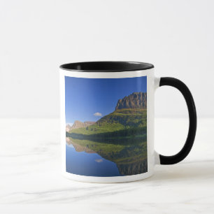 Tasse Grinnel Point et Allen Mountain se reflètent dans
