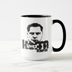 Tasse Hoffa vit toujours