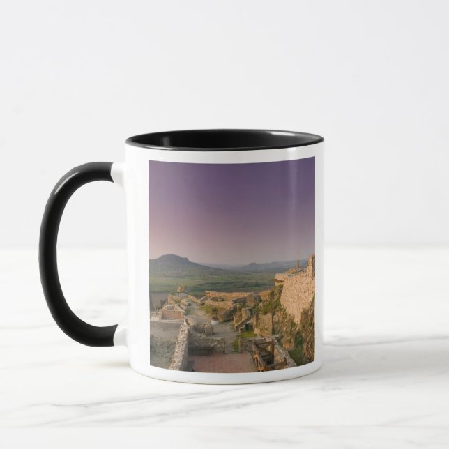 Tasse HONGRIE, région du lac Balaton, SZIGLIGET : (Gauche)