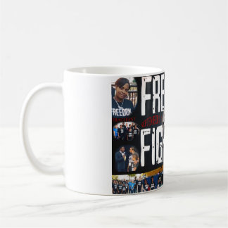 Tasse hors de la ville de combattants de liberté