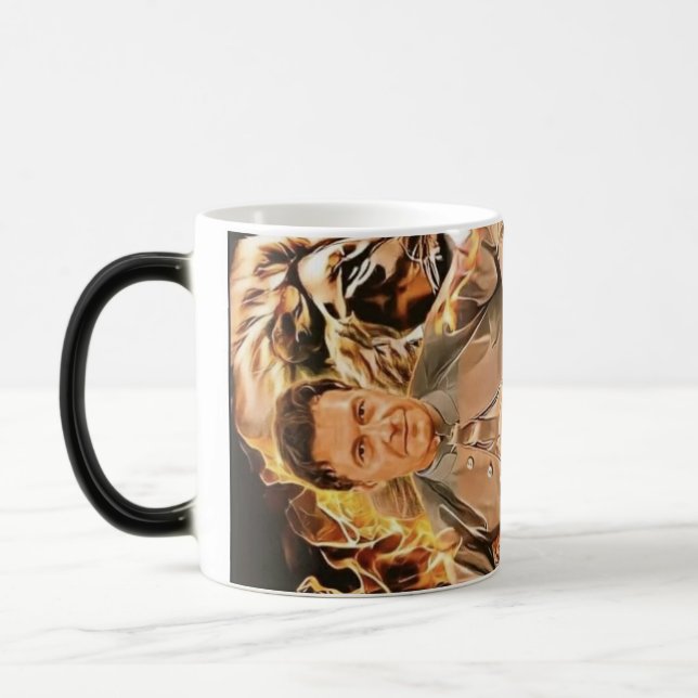"Tasse Imran Khan feiert die Legende mit jeder S Verwandlungstasse (Links)