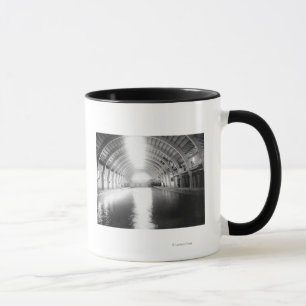 Tasse Intérieur de la plus grande salle de bain à remous