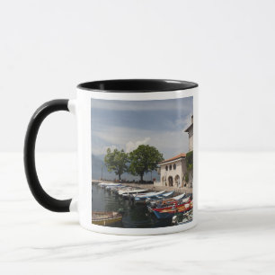 Tasse Italie, province de Vérone, Malcesine. Cassone vie