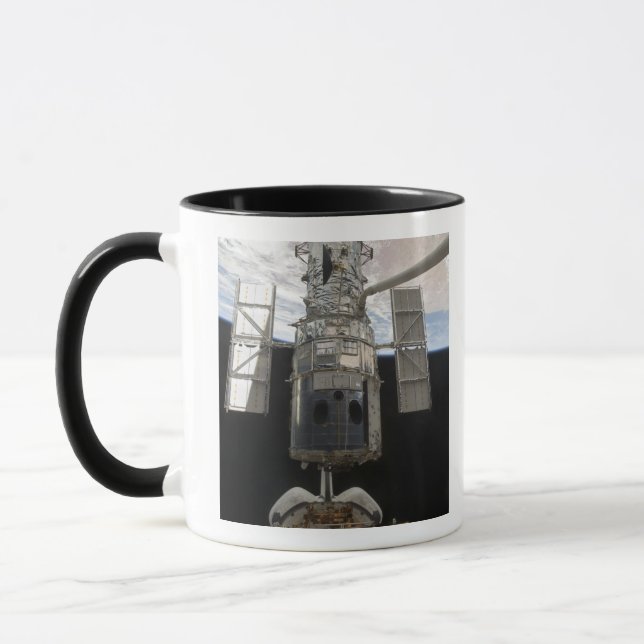 Tasse La navette spatiale du télescope spatial Hubble At (Gauche)