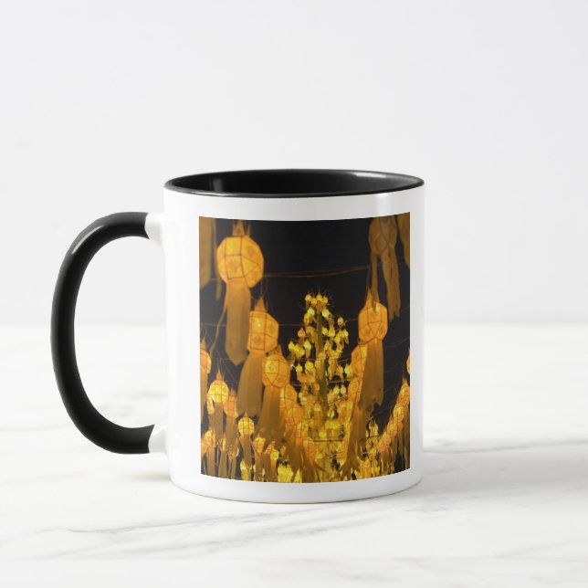 Tasse Lanternes pour le festival Loi Krathong. (Gauche)