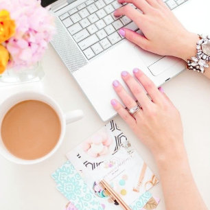 Tasse Latte 40 et fabuleuses fleurs de sakora rose aquarelle