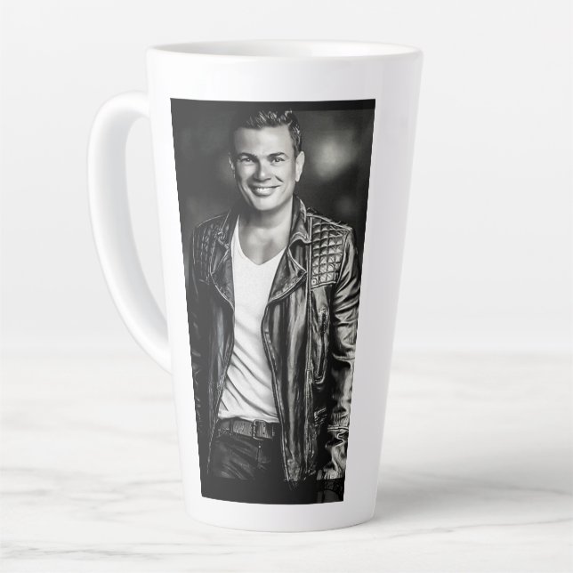 Tasse Latte Amr Diab (Angle gauche)
