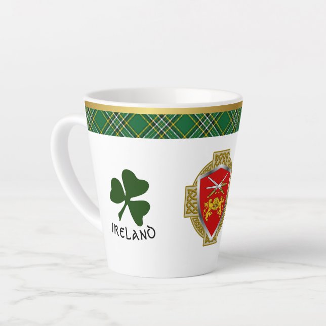 Tasse Latte Bouclier irlandais Brennan & Tartan Personnalisé (Angle gauche)