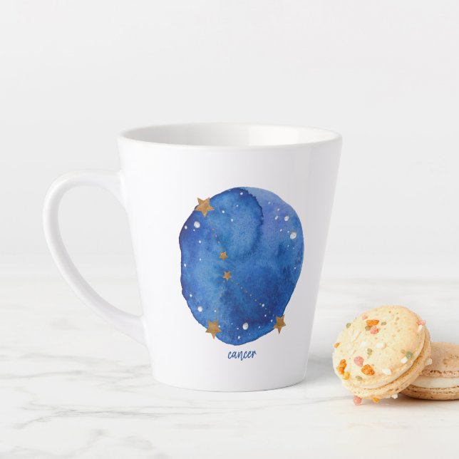 Tasse Latte Cancer Aquarelle Nuit Ciel Constellation Zodiac (En situation)