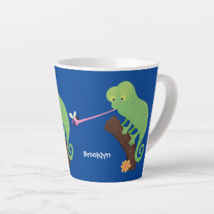 Tasse Latte Caricature de lézard de caméléon vert joyeux