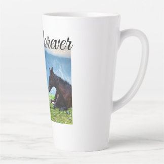 Tasse Latte Chevaux de Moody Mountain : Un voyage d'art raffin
