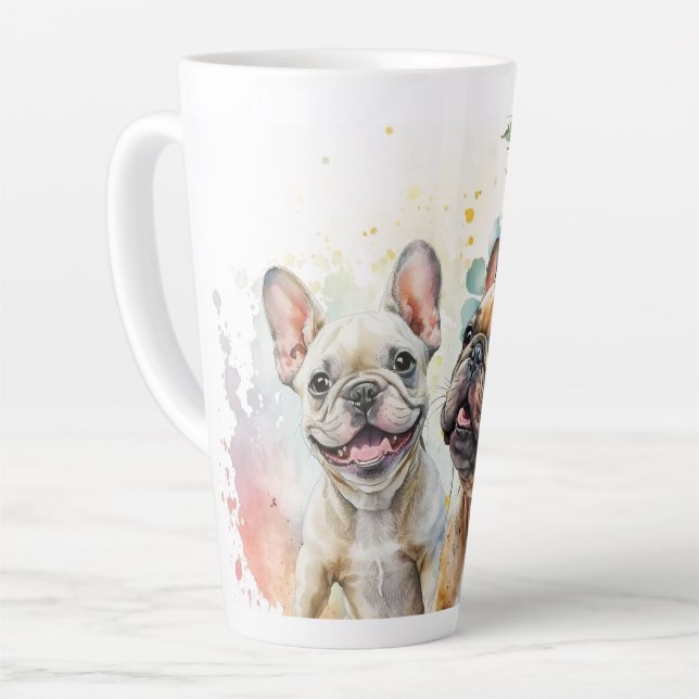 Tasse Latte Chien de taureau français en champ de fleurs (Angle gauche)