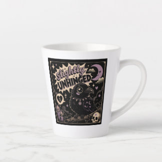 Tasse Latte Corbeau légèrement détraqué