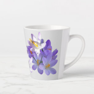 Tasse Latte Crocus violets avec tonneau gris clair d'abeille