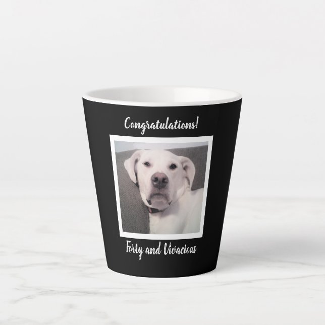 Tasse Latte Drôle mignon Grumpy Chien blanc 40e anniversaire N (Devant)