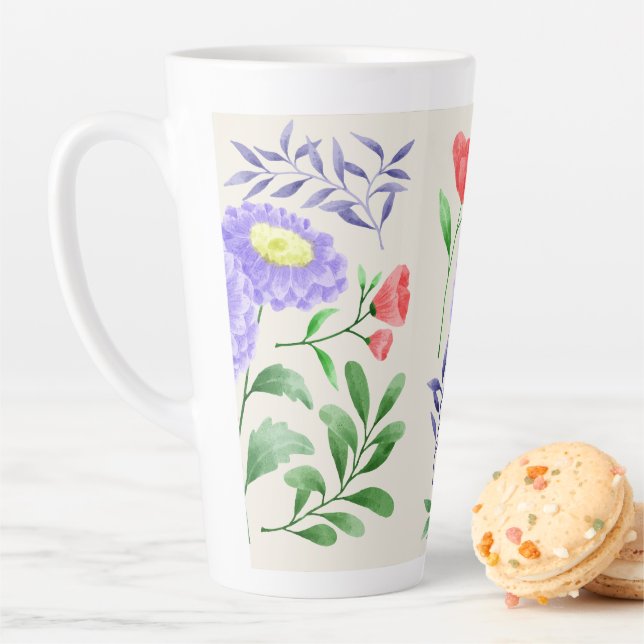 Tasse Latte Ensemble de fleurs peintes en aquarelle (En situation)