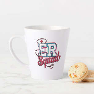 Tasse Latte Équipe des urgences, salle d'urgence, chemise d'in