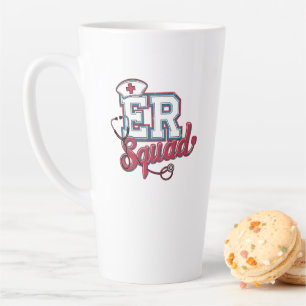 Tasse Latte Équipe des urgences, salle d'urgence, chemise d'in