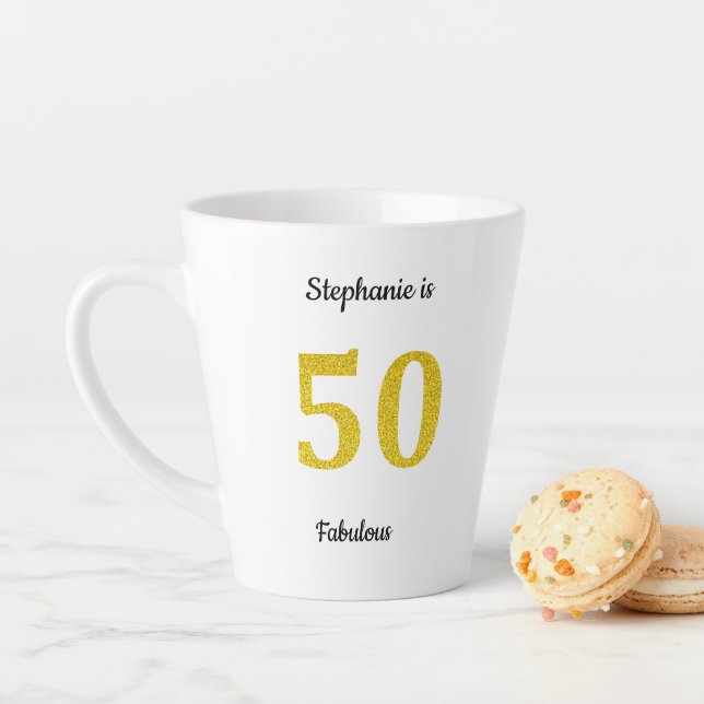 Tasse Latte Fabuleux 50e anniversaire Parties scintillant d'or (En situation)