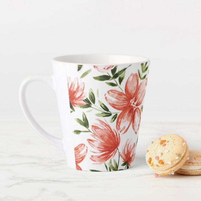 Tasse Latte Fleurs à l'aquarelle rouges (En situation)