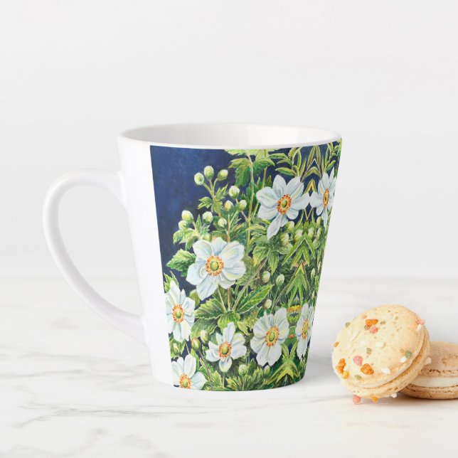 Tasse Latte Fleurs à vent de Tahlia - (En situation)