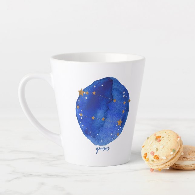 Tasse Latte Gemini Aquarelle Nuit Ciel Constellation Zodiac (En situation)