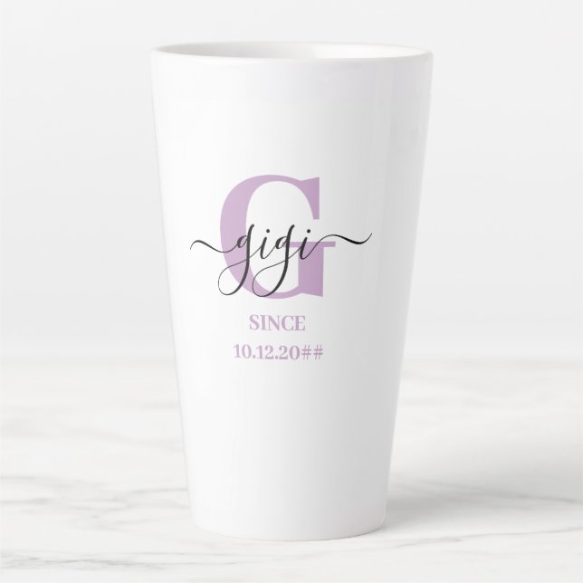 Tasse Latte Gigi Elegant Script Monogram Lilac Blanc (Devant)