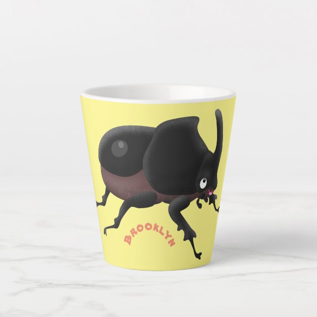 Tasse Latte Illustration de la caricature du dendroctone du rh (Devant)