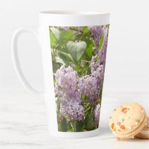 Tasse Latte Lilac Bush Belles fleurs de printemps violettes