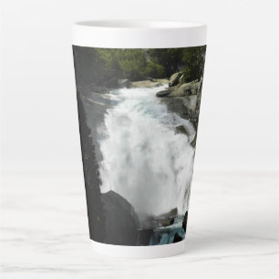Tasse Latte Mist Falls, parc national de King's Canyon, CA