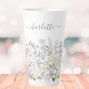 Tasse Latte Monogramme Élégant Fleur Bleue Aquarelle Floral