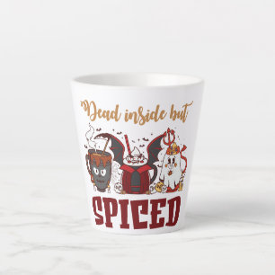 Tasse Latte Mort À L'Intérieur Mais Épicé