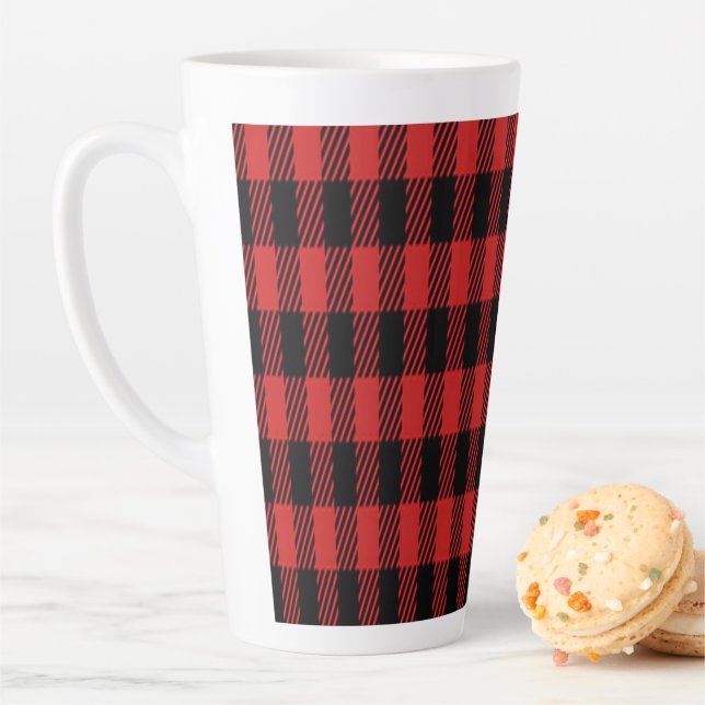 Tasse Latte Motif à plaid de Red Buffalo (En situation)