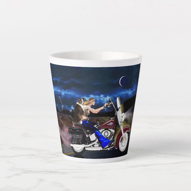 Tasse Latte Moto Girl Rides avec son chien, Imaginaire Cup (Devant)