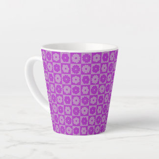 Tasse Latte Pétales dans le silence 01. Motif floral.