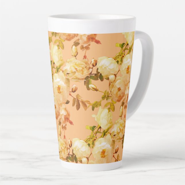 Tasse Latte Roses blanches romantiques sur arrière - plan oran (Angle droit)