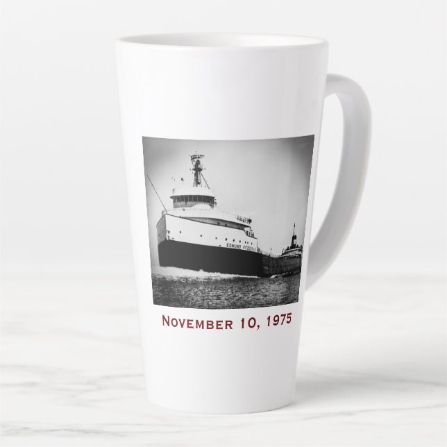 Tasse Latte The Edmund Fitzgerald with Crew Names (Angle droit)