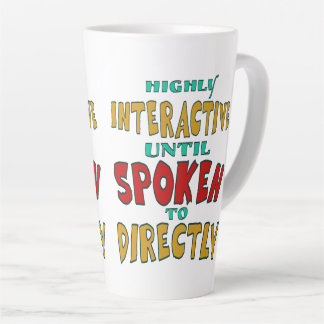 Tasse Latte Très interactif jusqu'à être directement interpell