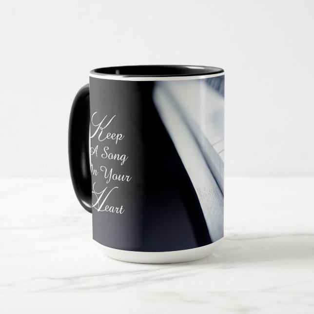 Tasse Le piano maintiennent une chanson dans votre coeur (Devant gauche)