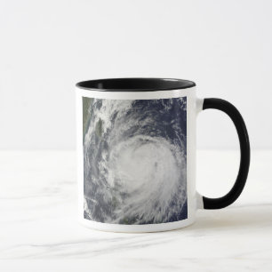 Tasse Le typhon Lupit au large des Philippines