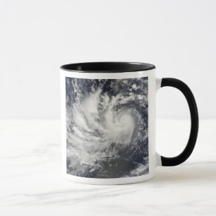 Tasse Le typhon Parme se dirige vers l'ouest