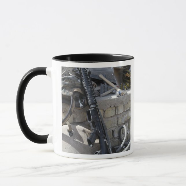 Tasse L'équipement d'une Marine (Gauche)