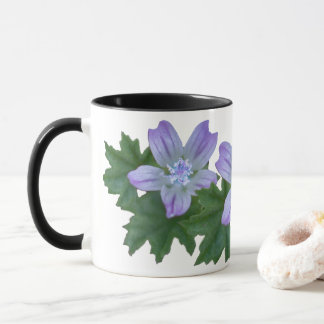 Tasse lila Wildblumen