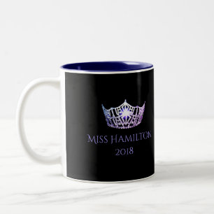 Tasse lilas nommée faite sur commande de couronne