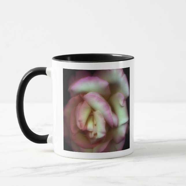Tasse <Love is a Rose> par Nathan Griffith (Gauche)