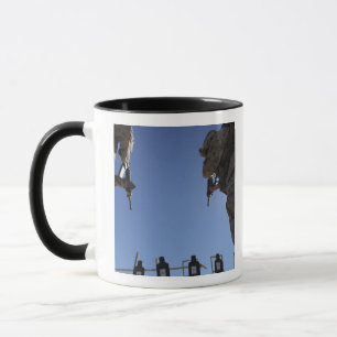 Tasse Marines change de magazines en plein feu